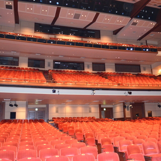 劇場で心潤う素敵な時間を。覚えておきたい「親子」で楽しむ観劇マナー