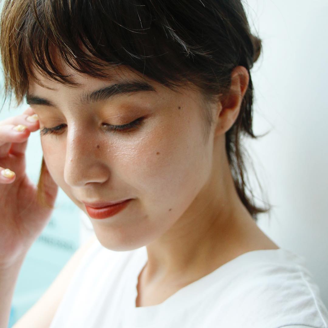 春は目元のダメージに注意 乾燥 荒れ 疲れに負けない アイケア 術 キナリノ