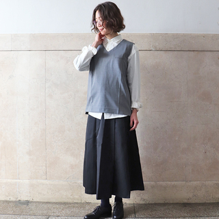 おしゃれさと暖かさをプラス。「ベスト」を取り入れた大人のナチュラルコーデ