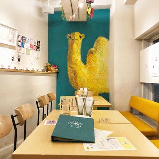 ふたつとないアートな出会いが待っている♪都内の素敵な『カフェギャラリー』7選