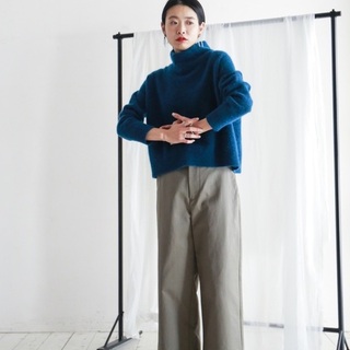 コーデに差が出る！きれいな「寒色」を取り入れておしゃれ上級者に 