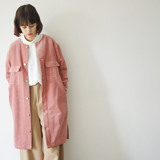 キレイ目にもカジュアルにも。春先に取り入れたい『コーデュロイ』の着まわしコーデ