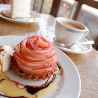 隅田川をのんびり散策♪ランチやスイーツが人気の「おしゃれカフェ」に寄り道しよう