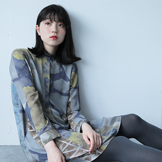 “ナチュラル仕上げ”がお約束。ほんのり色っぽい「赤みアイシャドウ」のメイク術