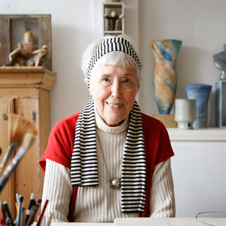 【vol.100記念】陶芸家 リサ・ラーソンさんへ15の質問。
毎日を素敵に過ごすためのヒント