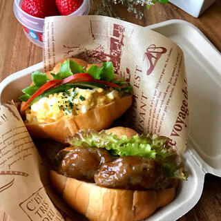 1人でも、家族でも。お昼が楽しくなるペーパーランチボックスの素敵なアイディア 