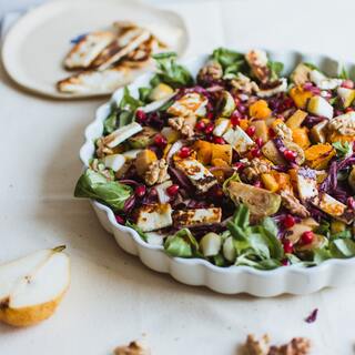 食卓を華やかに彩る…。おもてなしシーンにもぴったりな“ごちそうサラダ”レシピ