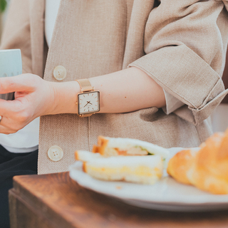 おしゃれな大人は手にしてる。意外と知らない「フランス製の腕時計」