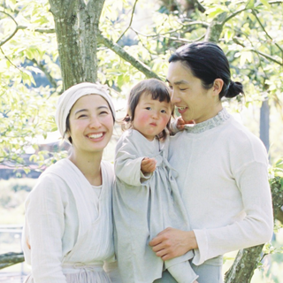 vol.102 iai・居相大輝さん -愛おしい記憶をその一着に。ひかり満ちる日常の衣