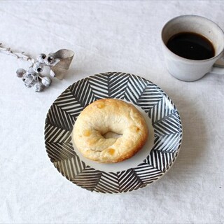 こだわりの食卓に新しい風景を。和食器なのに《北欧レトロ》なうつわたち