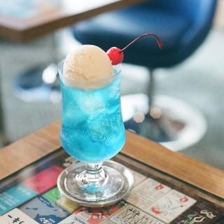 麗しきクリームソーダを探しに。夏の素敵な【喫茶店＆カフェ】巡り