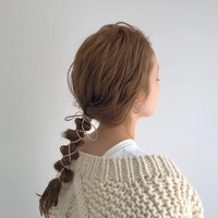 ポニーテールもお団子も 低め がおしゃれ 大人の ロースタイル ヘアアレンジ集 キナリノ