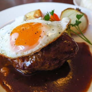 懐かしくて特別な、普段着のごちそう。札幌で人気の【洋食屋さん】5選