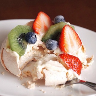 「パブロバ」のレシピ20選。焼くだけで簡単おしゃれなおやつ時間