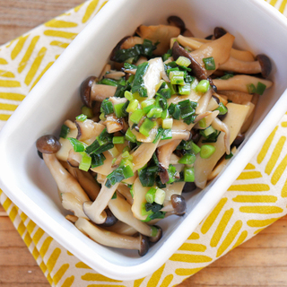 ビタミン豊富！夏こそ食べたい「キノコ料理」と「作り置きレシピ」