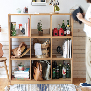 私らしさを飾って。お部屋を格上げする「オープンシェルフ」のディスプレイ集