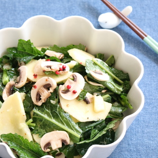 注目野菜【ケール】人気レシピ24選！栄養を摂れる食べ方はスープ/サラダがおすすめ＊