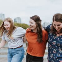 旅がもっと楽しくなるよ 海外旅行先で友達を作る ヒント集 キナリノ