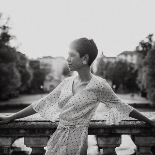 年を重ねるのが楽しみになる。パリジェンヌに学ぶ《豊かな人生の歩み方》