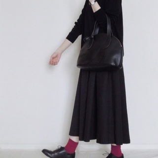 一色でセンスUP♪モノトーンコーデに《ポイントカラー》を上手に取り入れて