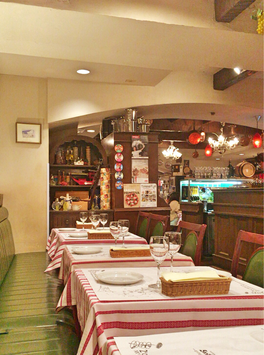 心地よい雰囲気の空間に包まれて 大阪 ミナミ なんば駅周辺でのおすすめレストラン5選 キナリノ