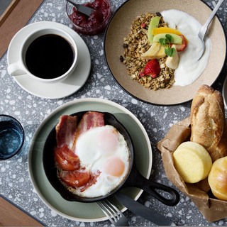 贅沢なひとときを過ごそう。新旧ホテルのお洒落なカフェ6選＊