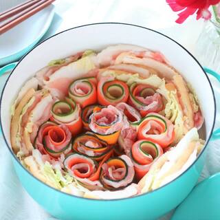 いつものお鍋を華やかに♪おもてなしの食卓に映える「ビジュアル鍋」レシピ