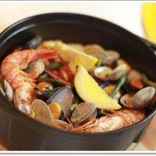 料理の幅が広がる！1台5役の【ダッチオーブン】選び方とおすすめ5選