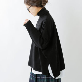 今年は“ゆるめ”が気分です♪「ゆるタートルネック」の着こなし帖