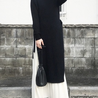 あわせやすい白のスカート。【季節別】私らしい着こなし方