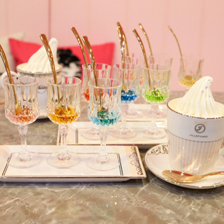 かわいいお店から本格派まで。「お酒の味比べ」のできるお店