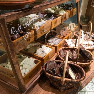 必要な分を少しずつ。食品の「量り売り」でサステナブルライフを目指そう