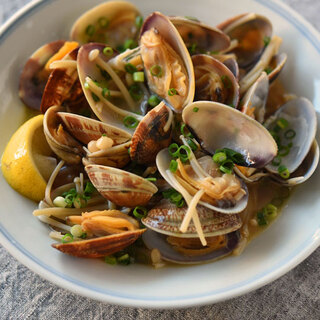 お菓子・パンだけじゃもったいない！『バター』で美味しい“おかず・ごはん”レシピ