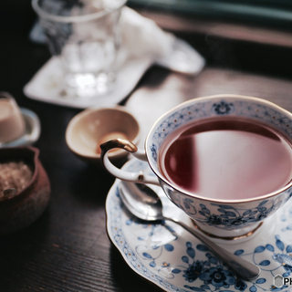 注ぐ時間まで美しい。深く味わう、都内の「紅茶専門店」
