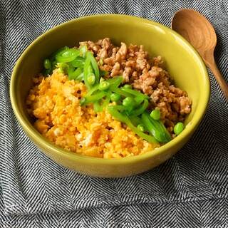 《メイン・おつまみ・お弁当etc.》人気の鶏そぼろ活用レシピ15選！