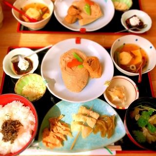 懐石ランチ・カフェ丼・デザートまで！日光名物「湯波（ゆば）」を味わおう