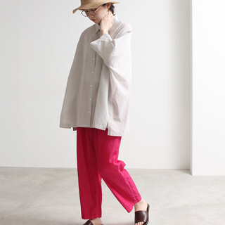 コーデにスパイスを！ナチュラル派に似合うカラーパンツスタイル集