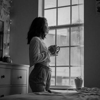 心細い気持ちをどうする？一人暮らしさんへ送る「孤独」との向き合い方