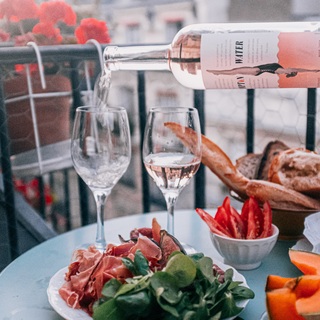 『ワインの手引き～ロゼワイン編～』ときめく色で幸せな時間を味わおう