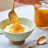 夏バテ予防にも コトコト煮詰めたお手製 梅ジャム の作り方 使い方 キナリノ