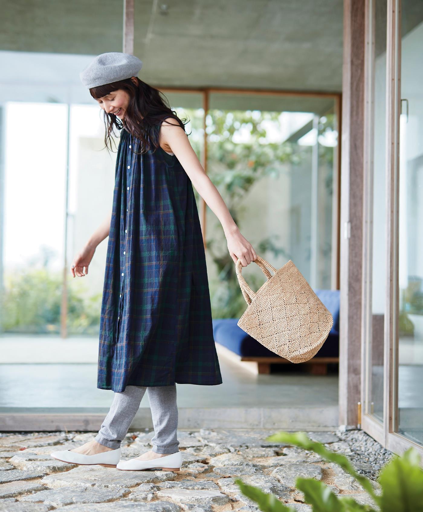 簡単にトレンド感のある足元に 1年中使える リブレギンス おすすめコーデ帳 キナリノ