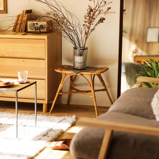 お部屋のあちこちで大活躍【スツール】の使い方とおすすめブランド