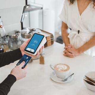 飲食店で使える英会話フレーズ集。丁寧で上品な表現を身につけよう！