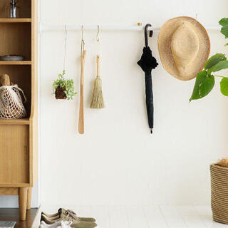 キッチンやクローゼット、玄関の整理整頓に。便利な【フック収納】のススメ