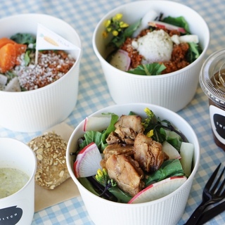 今日のお昼はおうちで♪都内の住宅街で見つけた「テイクアウトランチ」