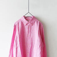 大人のピンクは可愛さよりも 遊び が大切 コーデに使える色見本 キナリノ