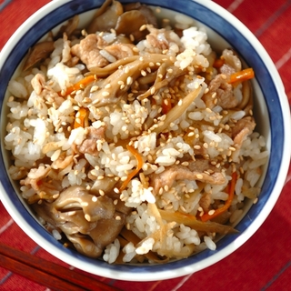 おかず要らずで献立らくらく！和・洋・中「混ぜご飯」の人気レシピ20選