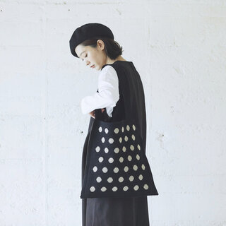 バッグは1個でスマートに。エコバッグも兼ねてくれる「大きめバッグ」カタログ