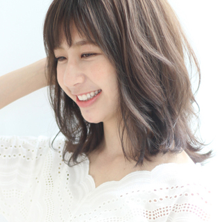 秋冬は『ゆるふわミディ』で大人っぽく！おしゃれヘアカタログ