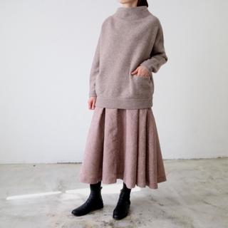 柔らか色に心もほぐれる。ペールトーンで作る秋冬コーデ2020